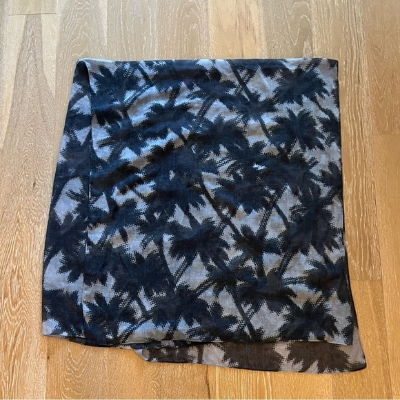 Tomas Maier x Uniqlo scarf / stole limited edition - Picture 2 of 5